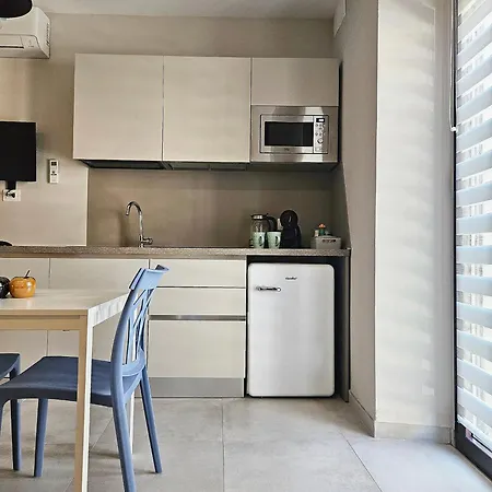 Residenza Giovine - Maison A Porter ヴァスト