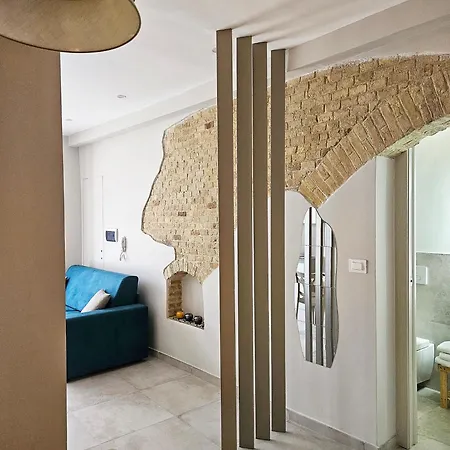 Residenza Giovine - Maison A Porter *