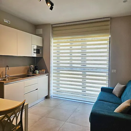 Residenza Giovine - Maison A Porter アパート