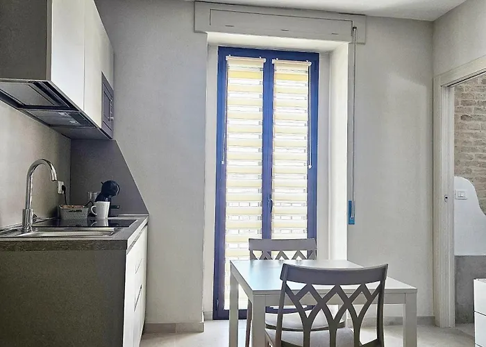 Residenza Giovine - Maison A Porter