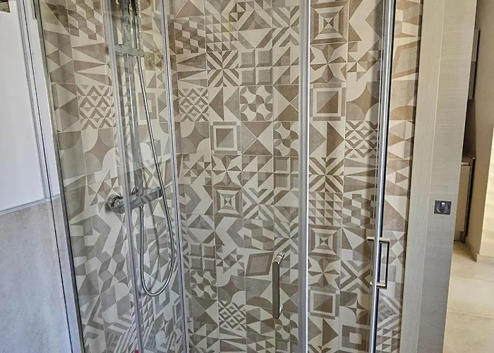 Residenza Giovine - Maison A Porter *