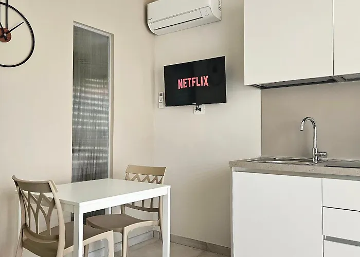 Residenza Giovine - Maison A Porter *